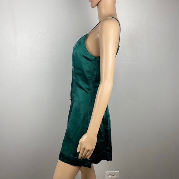ENDLESS ROSE GREEN SATIN BUTTON FRONT ROMPER - Picture 4 of 8